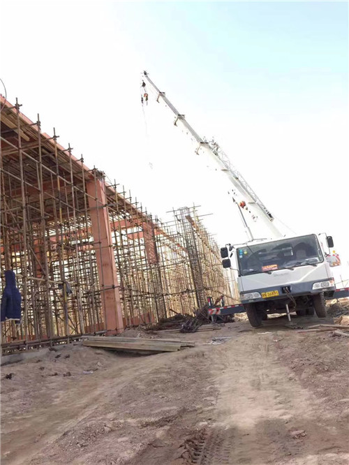 浦口区吊车作业的安全注意事项有哪些？